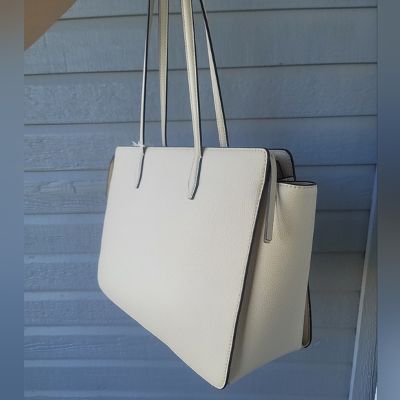 📣✨️RAFFLE!! NWT TORY BURCH RAFFLE! - Picture 8 of 12